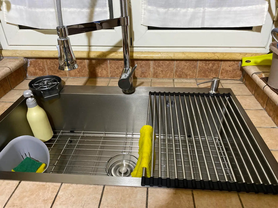 Kitchen Sink with Faucet & Glass Rinser