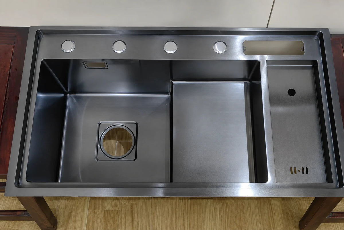 Black Stepped Sink, Kitchen