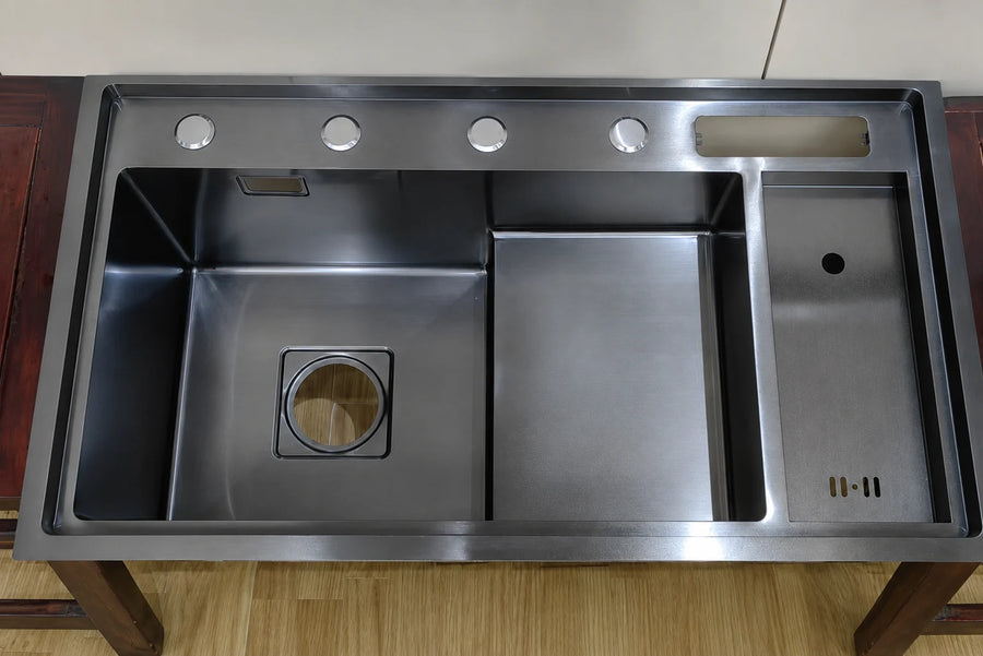 Black Stepped Sink, Kitchen